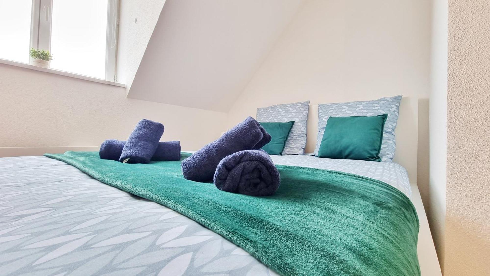 Le Triplex - 5 Chambres - 10 Pers- Fibre - Relax Bnb Мюлуз Экстерьер фото